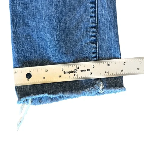 Democracy “flex”-ellent Straight Jeans Women’s Size 8 Frayed Hem - Picture 12 of 12